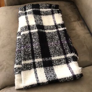NWT Lauren knit plaid scarf